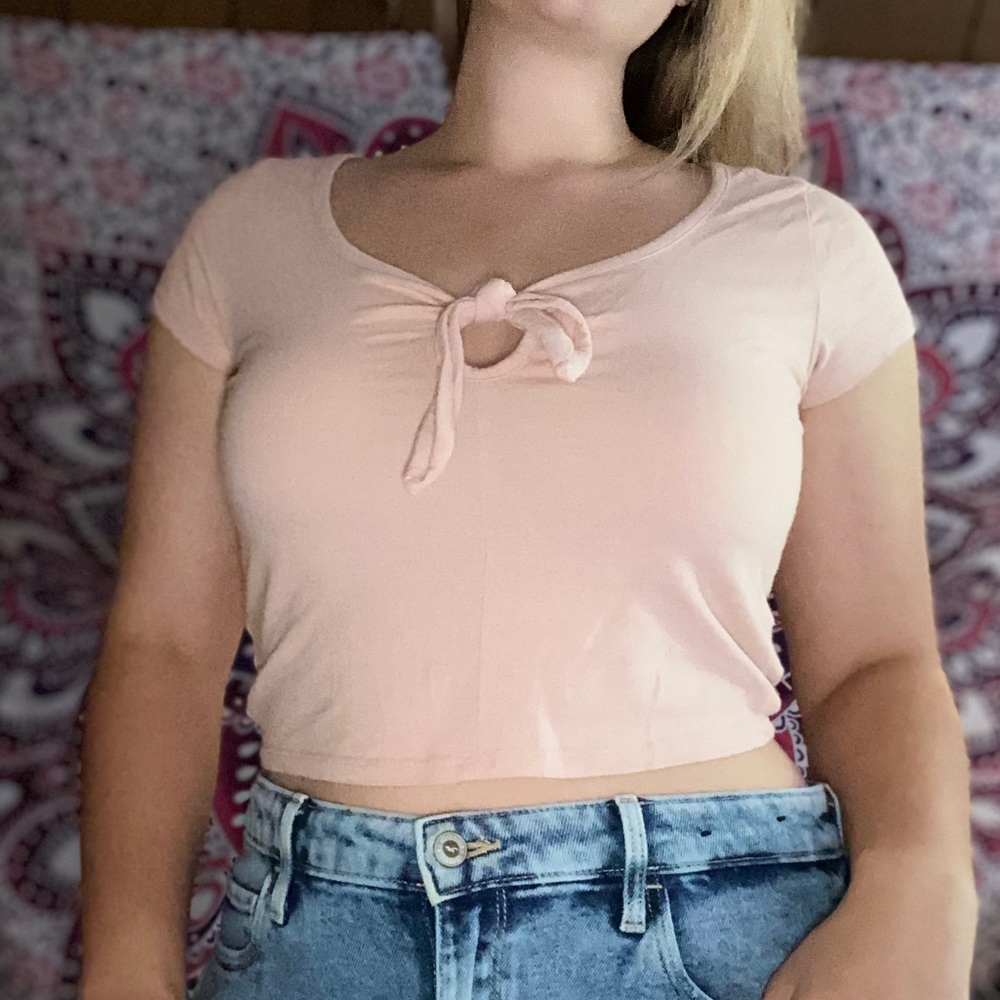 Aeropostale Baby Pink Crop Top